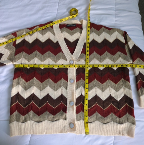 Sweater cardigan light oversized V neck fits in L - Picture 12 of 15